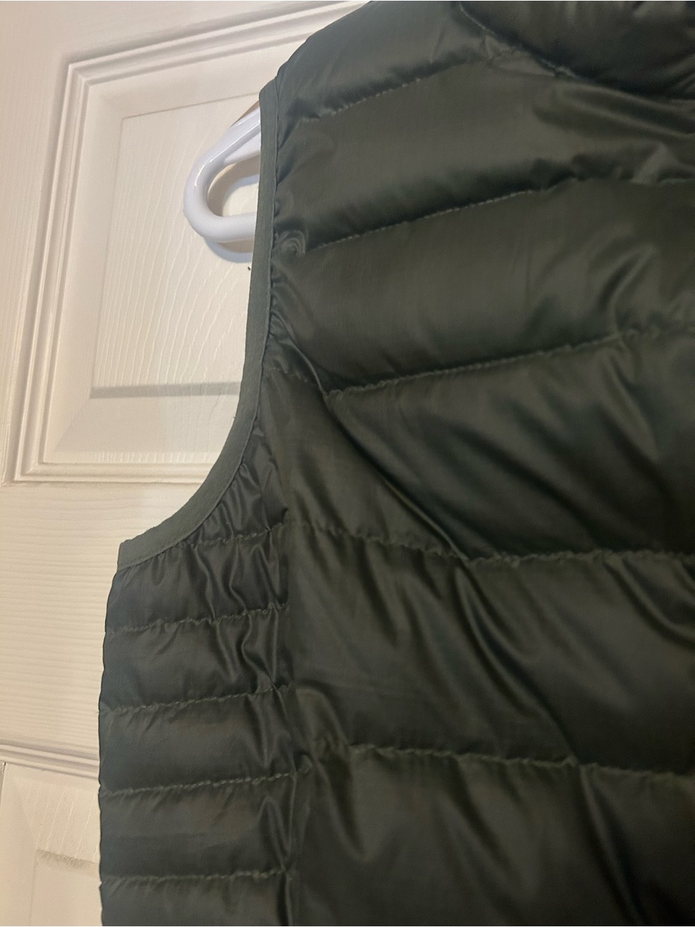Quince Lightweight Down Packable Puffer Vest - Picture 10 of 16